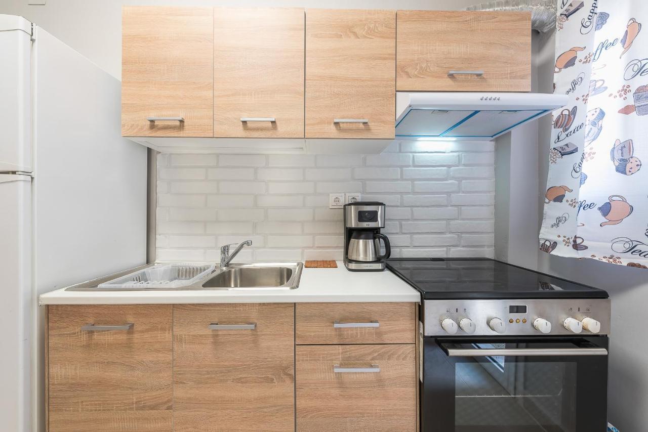 Modern City Apartment By Cloudkeys Athènes Extérieur photo