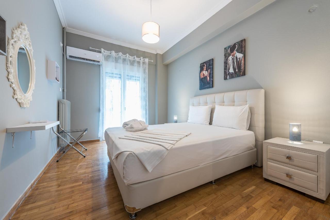 Modern City Apartment By Cloudkeys Athènes Extérieur photo